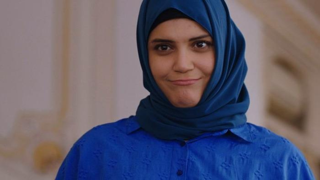 Kızılcık Şerbeti'nin Nilay'ı Feyza Civelek Cannes tarzıyla dile düştü! "Bu ne hal?"