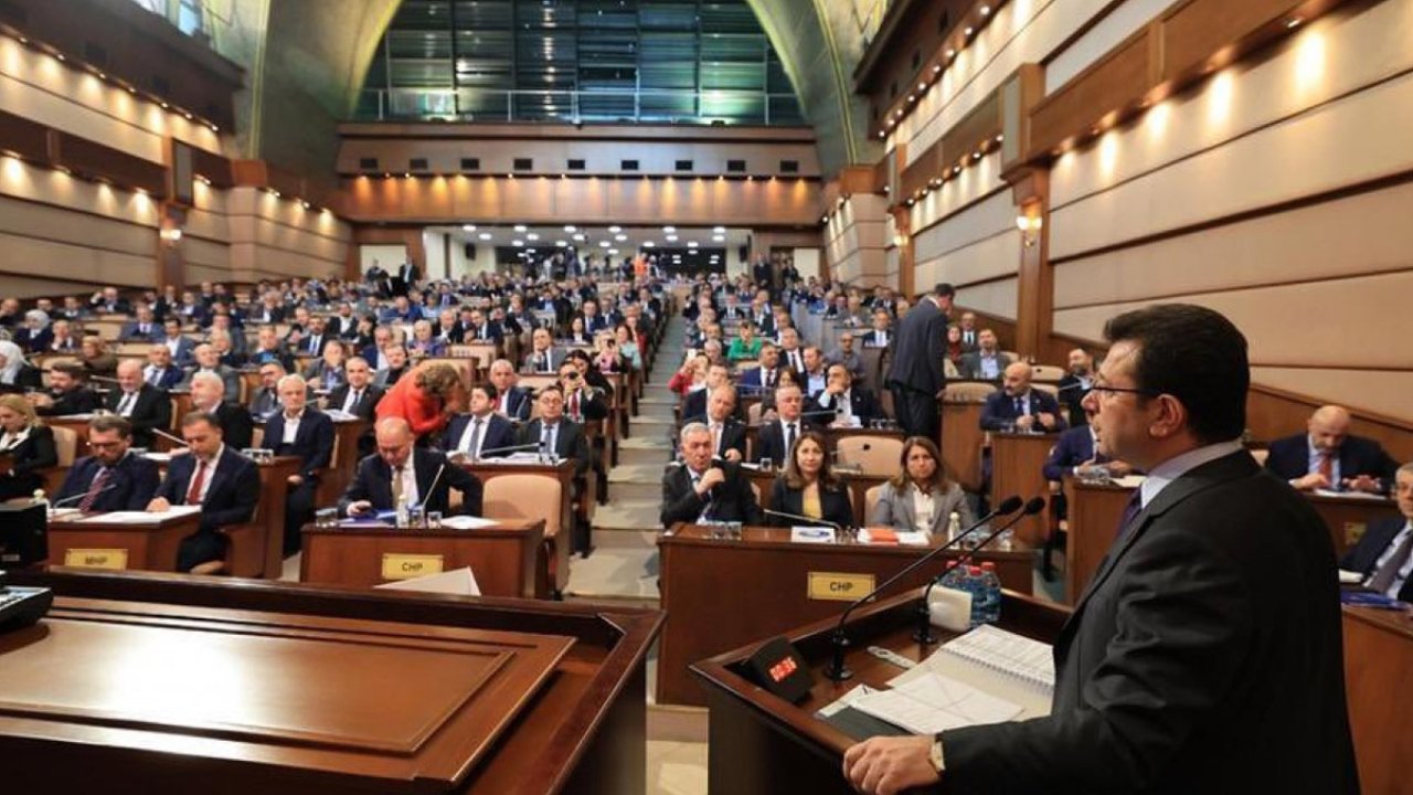 AK Parti'nin kendi kazdığı kuyuya düşmesiyle ilgili dikkat çeken bir olay İBB'de yaşandı