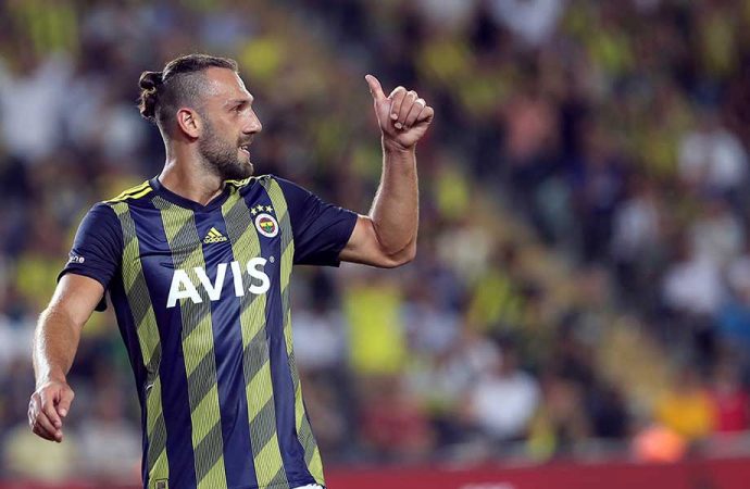 Avrupa, Vedat Muriqi'nin peşinde! Resmi teklif yapıldı! İşte menajer Canatar'ın açıklamaları
