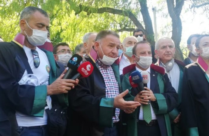 Barolardan iktidara 'çoklu devlet' göndermesi