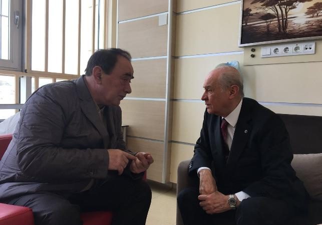 Baronların değil Baroların yanındayız