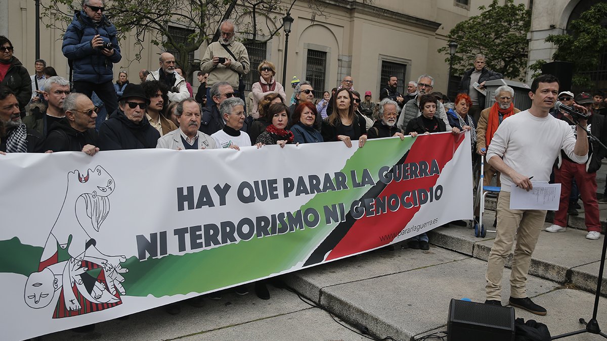 İspanyol sanatçılar ve aydınlar Filistin'e destek için Madrid'de bir araya geldi