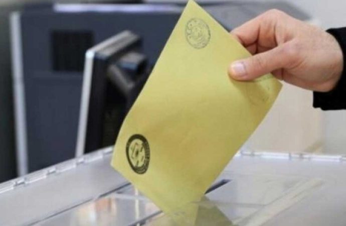 AKP'li Özhaseki'den memleketi Kayseri'de erken seçim açıklaması
