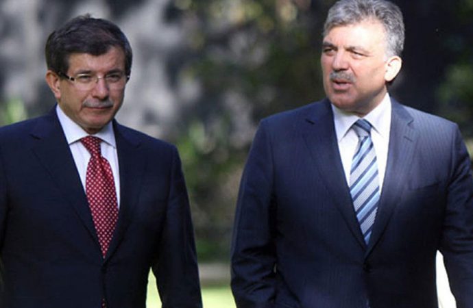 Davutoğlu-Gül arasında geçen konuşma ortaya çıktı: Yeni partinin başına kim geçecek?