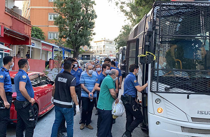 Kaçak tütün operasyonu: Çok adrese eş zamanlı operasyon düzenledi