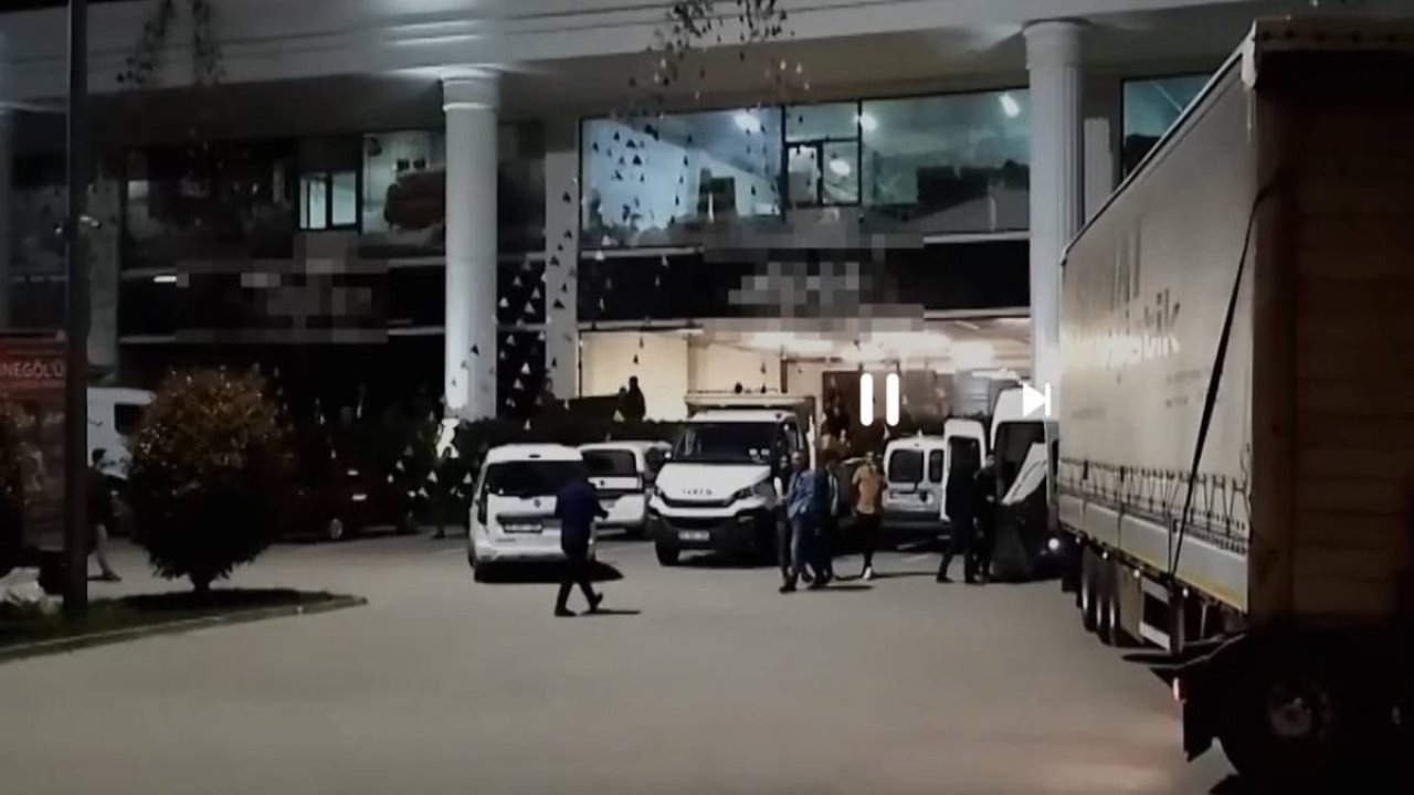 Türkiye'nin Mobilya Devi İflas Bayrağını Çekti: Binlerce İşçi Mağdur