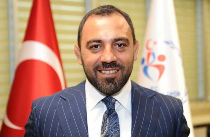 Güreşçi Hamza Yerlikaya'ya üst üste suç duyurusu: Maaşları iade edilmeli