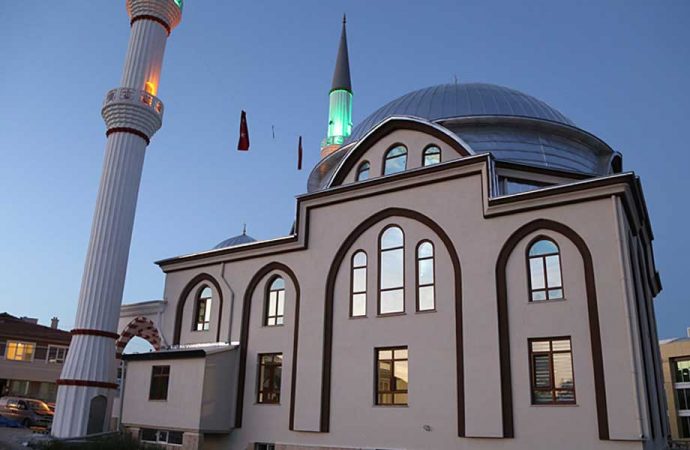 Diyanet'ten 'Cuma namazı' açıklaması