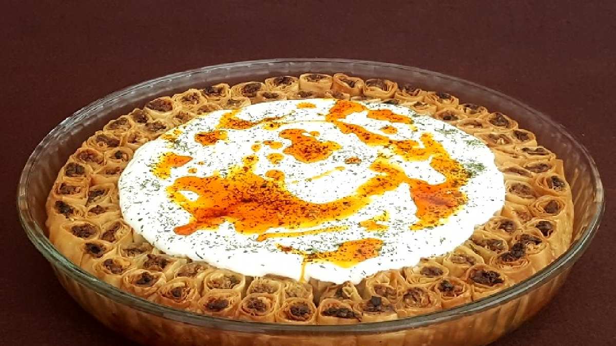 Mantı yapmanın en kolay hali! Eliniz hamura değmeyecek, lezzeti tabak tabak yedirecek!