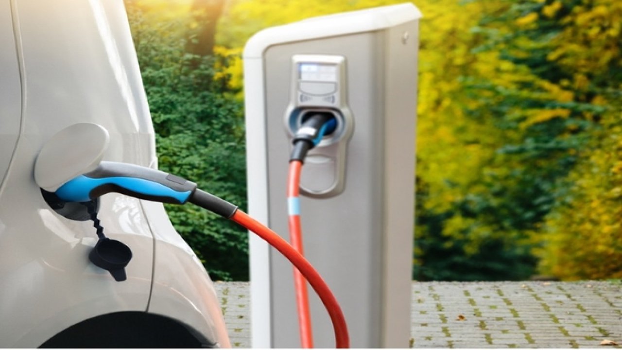 Türkiye'de Tam Elektrikli Otomobil Satışları Büyük Artış Gösteriyor