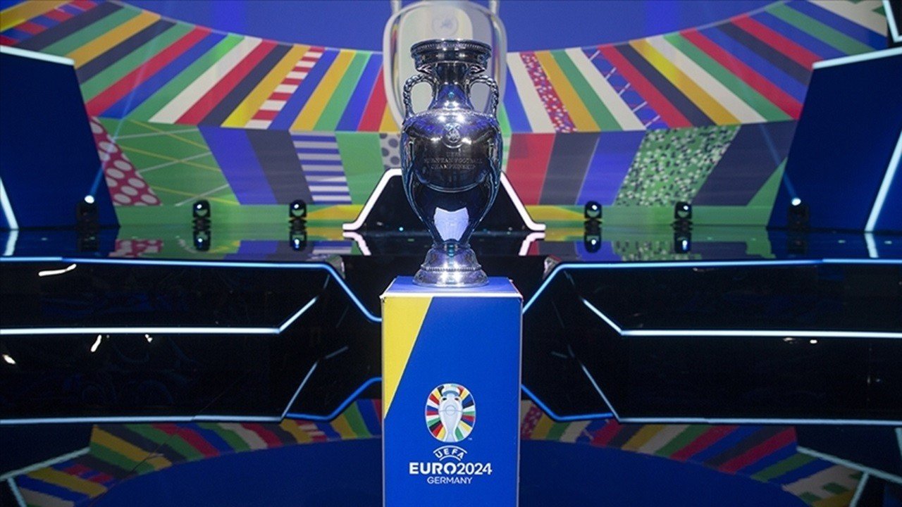 UEFA Başkanı Rosetti, EURO 2024 Öncesi Hakem-Kaptan İletişimini Güçlendirmeyi Hedefliyor