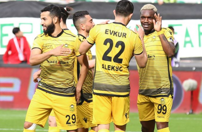 Malatyaspor, Akhisar deplasmanından 3 puanla döndü: 2-0