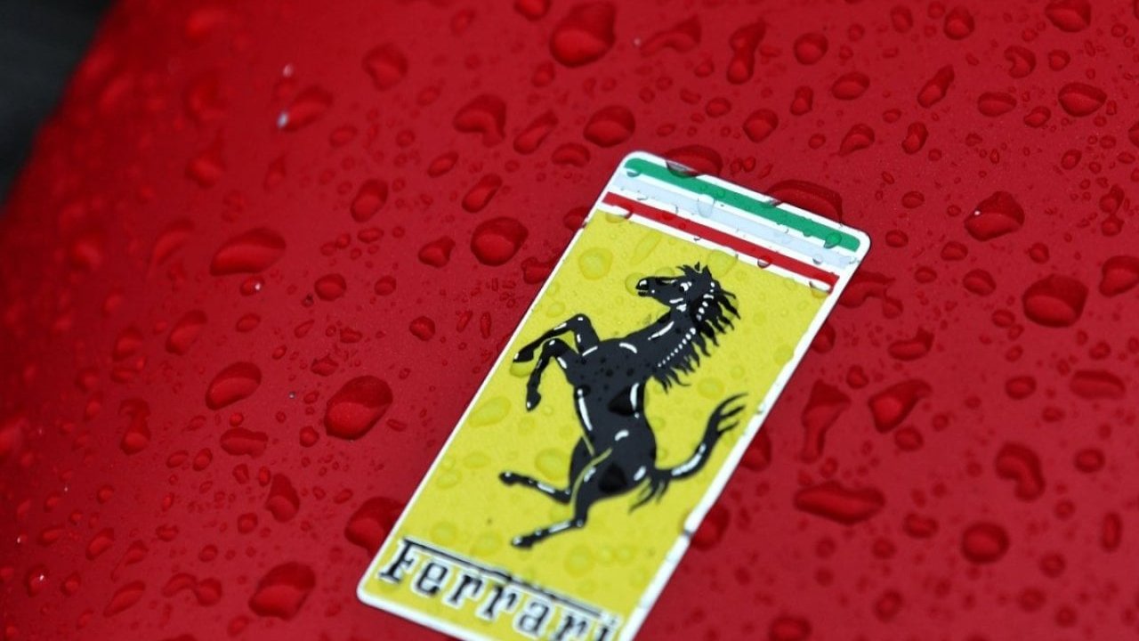 Ferrari'nin 12Cilindri Tasarımı: 1970'lerin bilim kurgu iyimserliğine mükemmel bir selam!