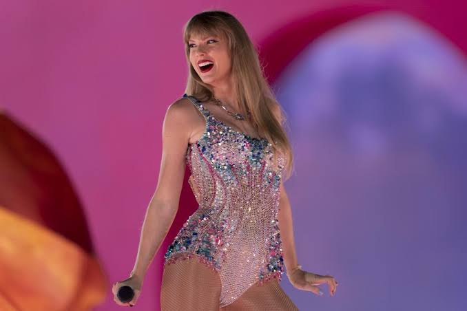 Taylor Swift'ten İngiltere ekonomisine 1 milyar sterlinlik destek!