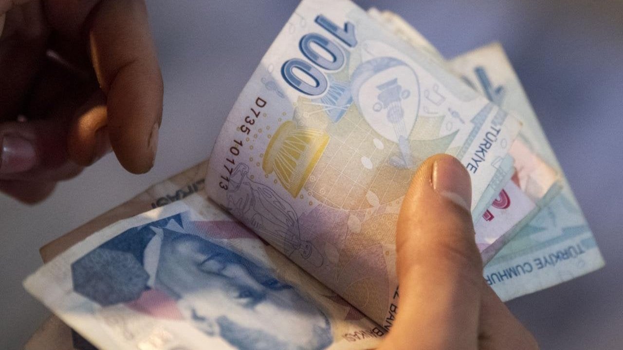 Türkiye'nin Emeklilerine Yeni Düzenlemeler: Ücretsiz Konaklama ve Çeşitli İndirimler Geliyor!