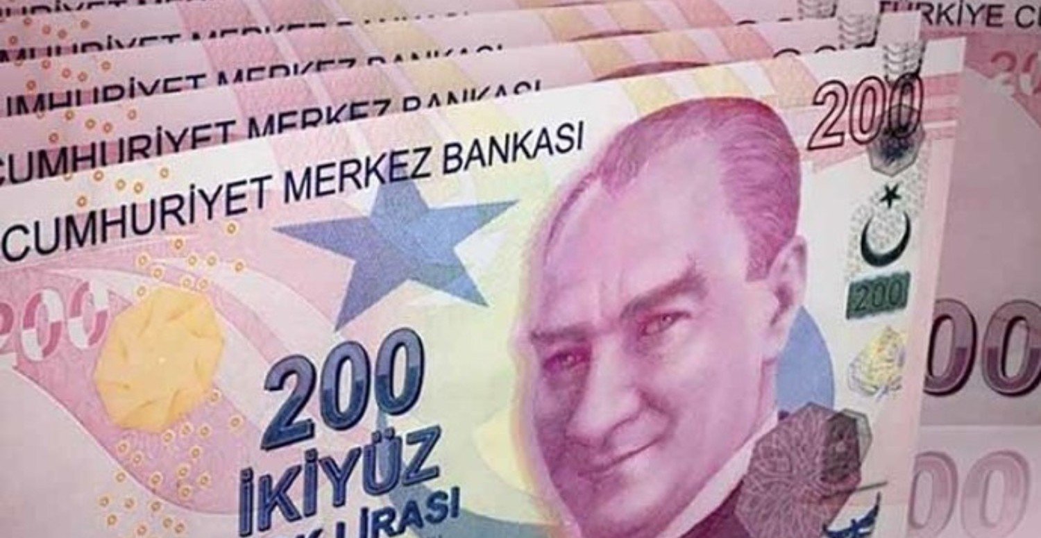 200 TL banknot 132 dolar ederken şimdi ise 6 dolara kadar geriledi