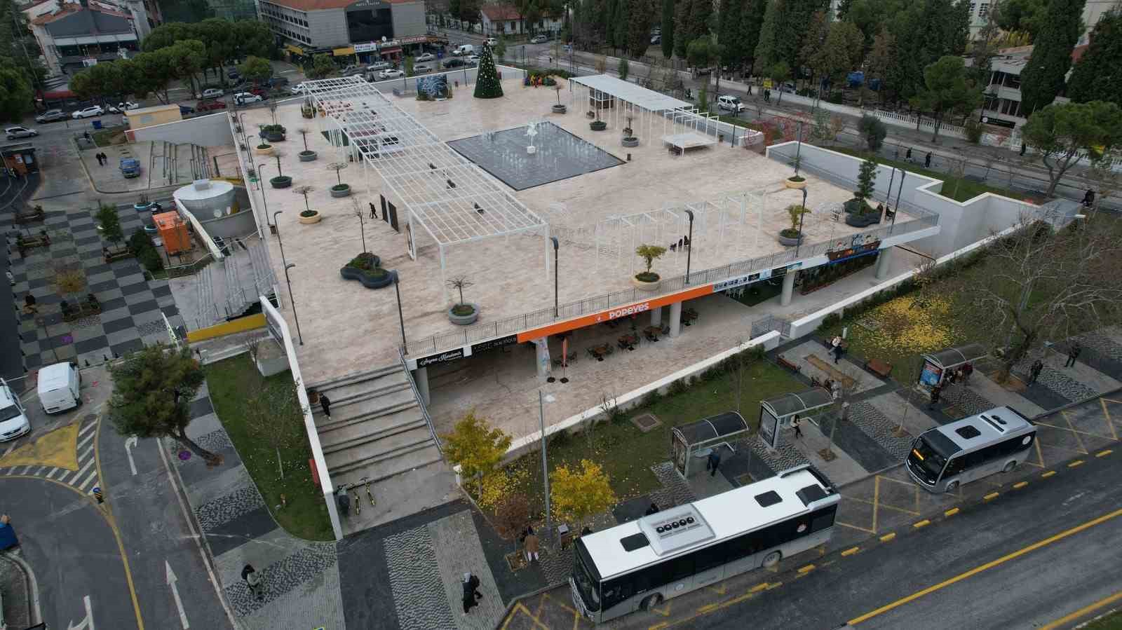 Vatandaşın cebine dost adım: Kent Meydanı'nda otopark fiyatlarına yüzde 93 indirim!