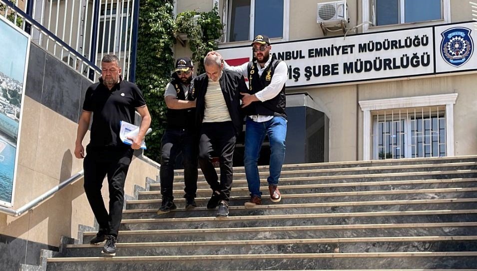 Miras uğruna ailesini katletti! Son dakika!