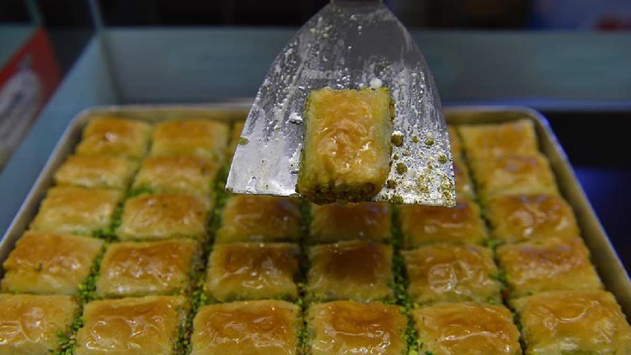 Sahte Baklava Alarmı! Kalitesiz Ürünleri Tanımanın Yolları