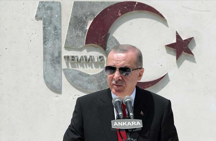 Cumhurbaşkanı: FETÖ'cü hainlerin TBMM'yi özellikle hedef alması rastgele bir tercih değildir
