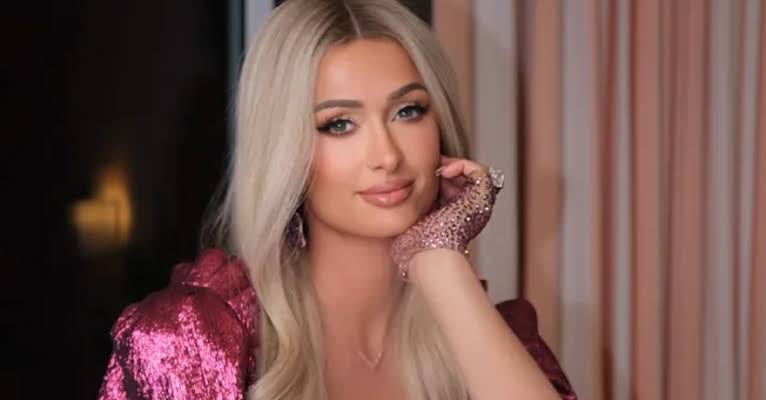 Paris Hilton'dan cinsel istismar itirafı: 