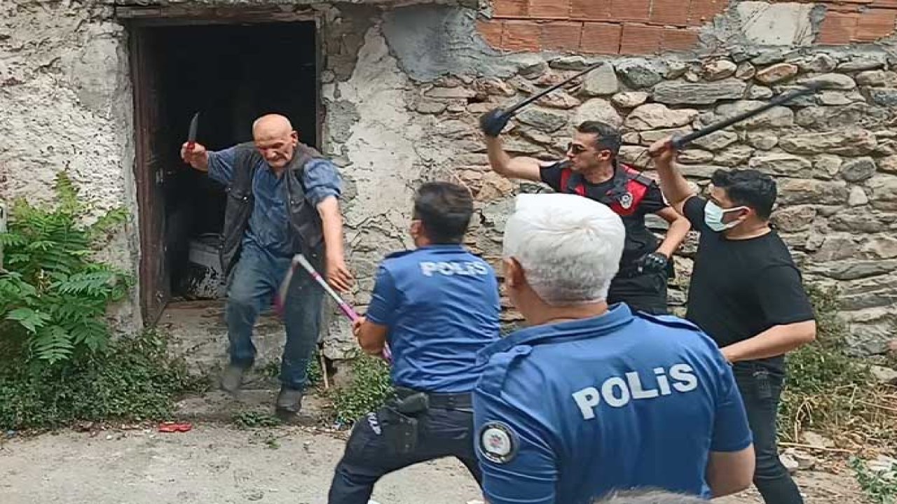 Bursa’da Çöp Ev İhbari Üzerine Yaşanan Olayda Polis Memuru Bıçakla Yaralandı
