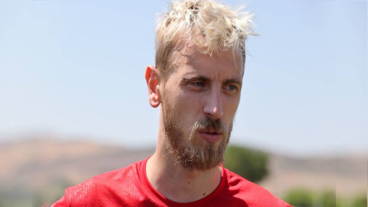 Sivasspor'un Yeni Transferi Radakovic Kararı!