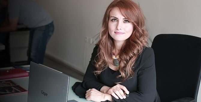 Selvi, Kılıçdaroğlu'nu FETÖ'yü aklamakla suçlamıştı! Yeliz Koray Yandaş Selvi'yi fena bombaladı...