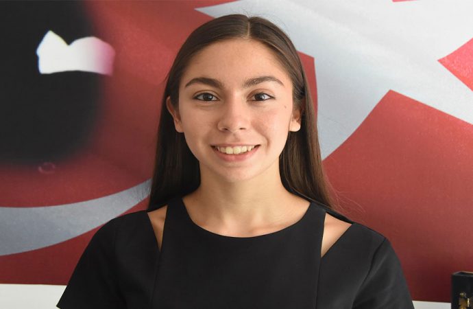 17 yaşındaki Selin gençlerin sesi oldu