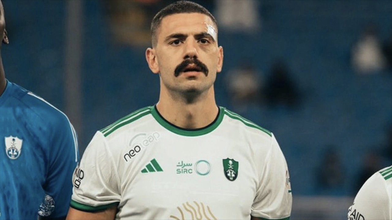 Merih Demiral'ın 'Bozkurt' İşareti Almanya'yı Karıştırdı!