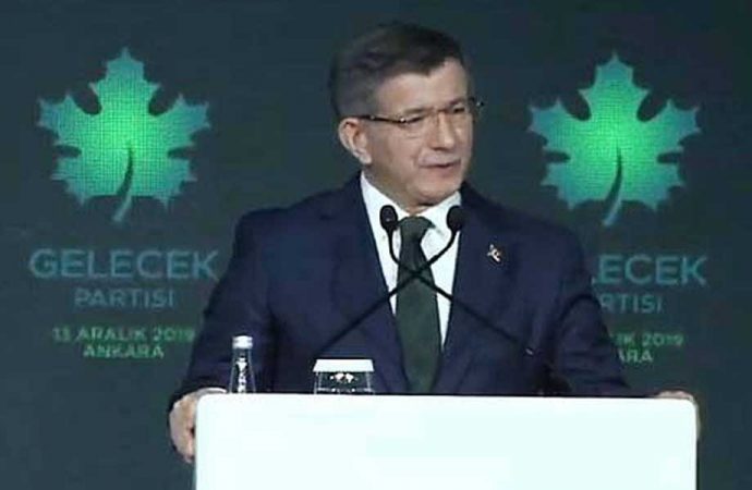 Sıcak gelişme: Davutoğlu hakkında flaş suç duyurusu