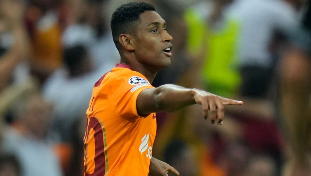 Galatasaray Tete'nin ayrılığını KAP'a duyurdu