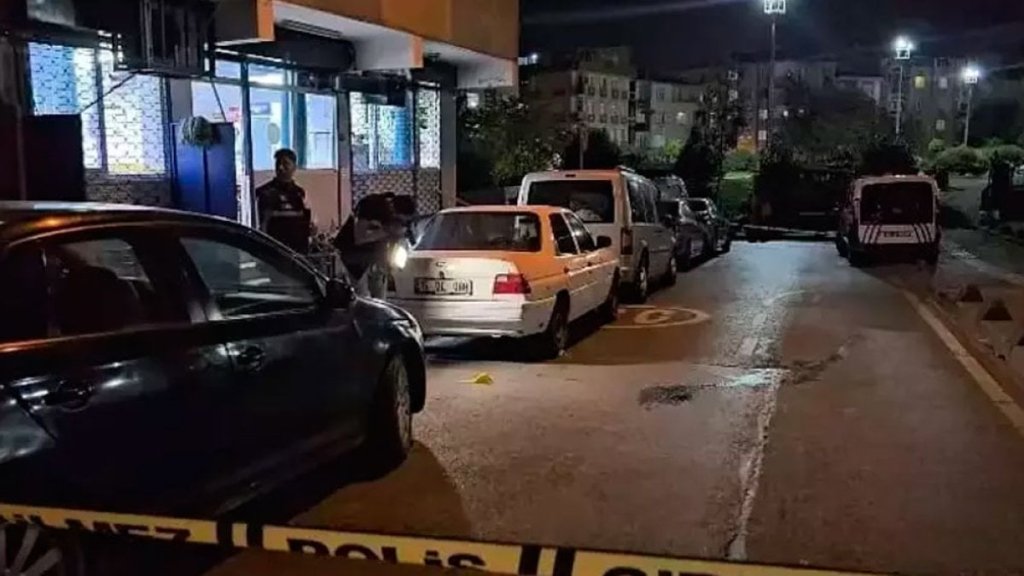 Esenler'de kahvehaneye silahla saldırdılar
