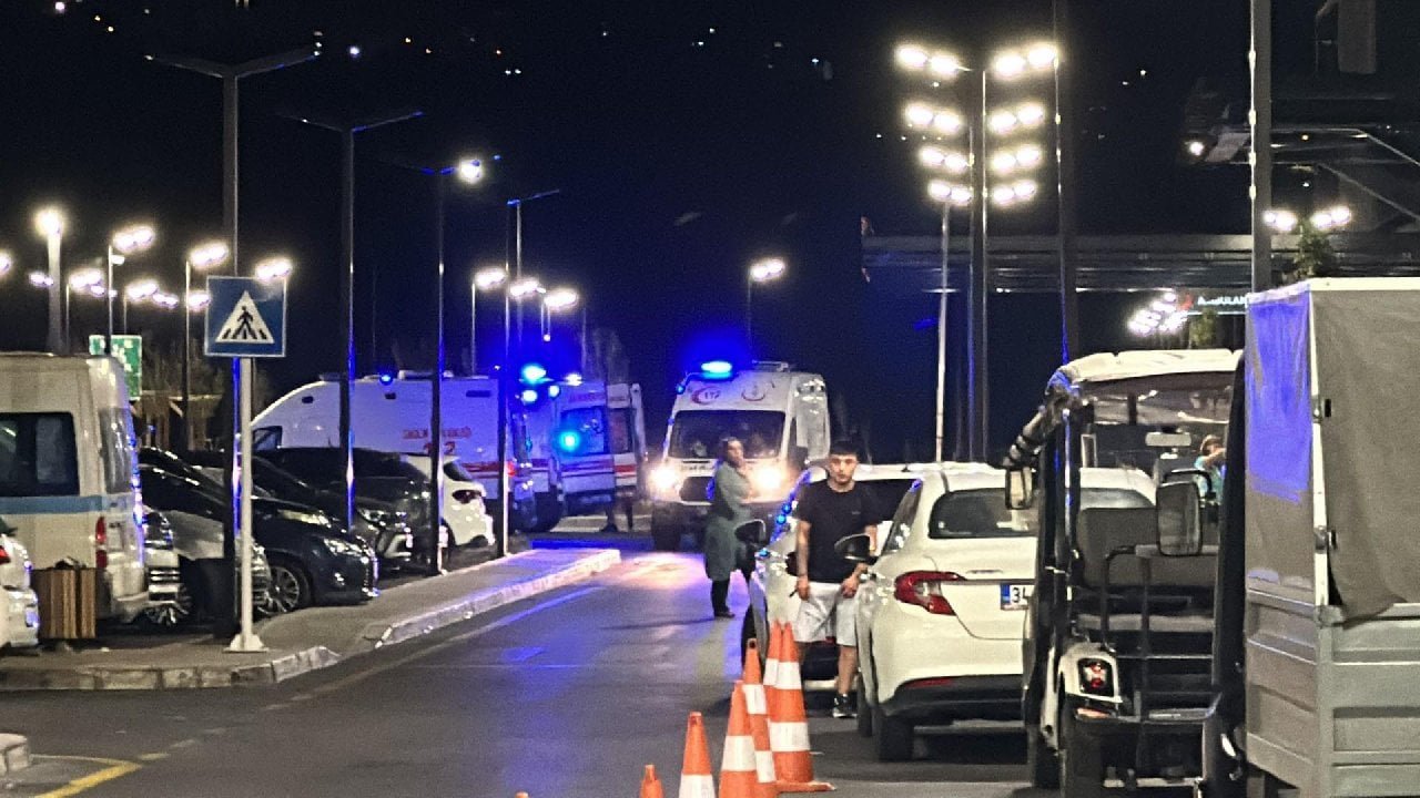İzmir'de teknede patlama: 6 kişi yaralandı