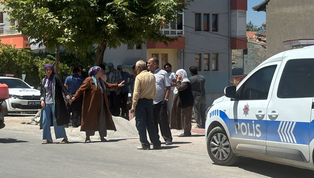 Malatya'da silahlı kavgada 2 kişi yaralanmış oldu
