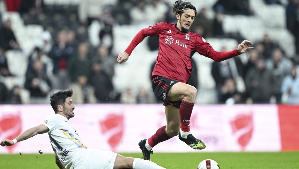 Beşiktaş Tayfur Bingöl'ün ayrılığı enkaz yaşattı