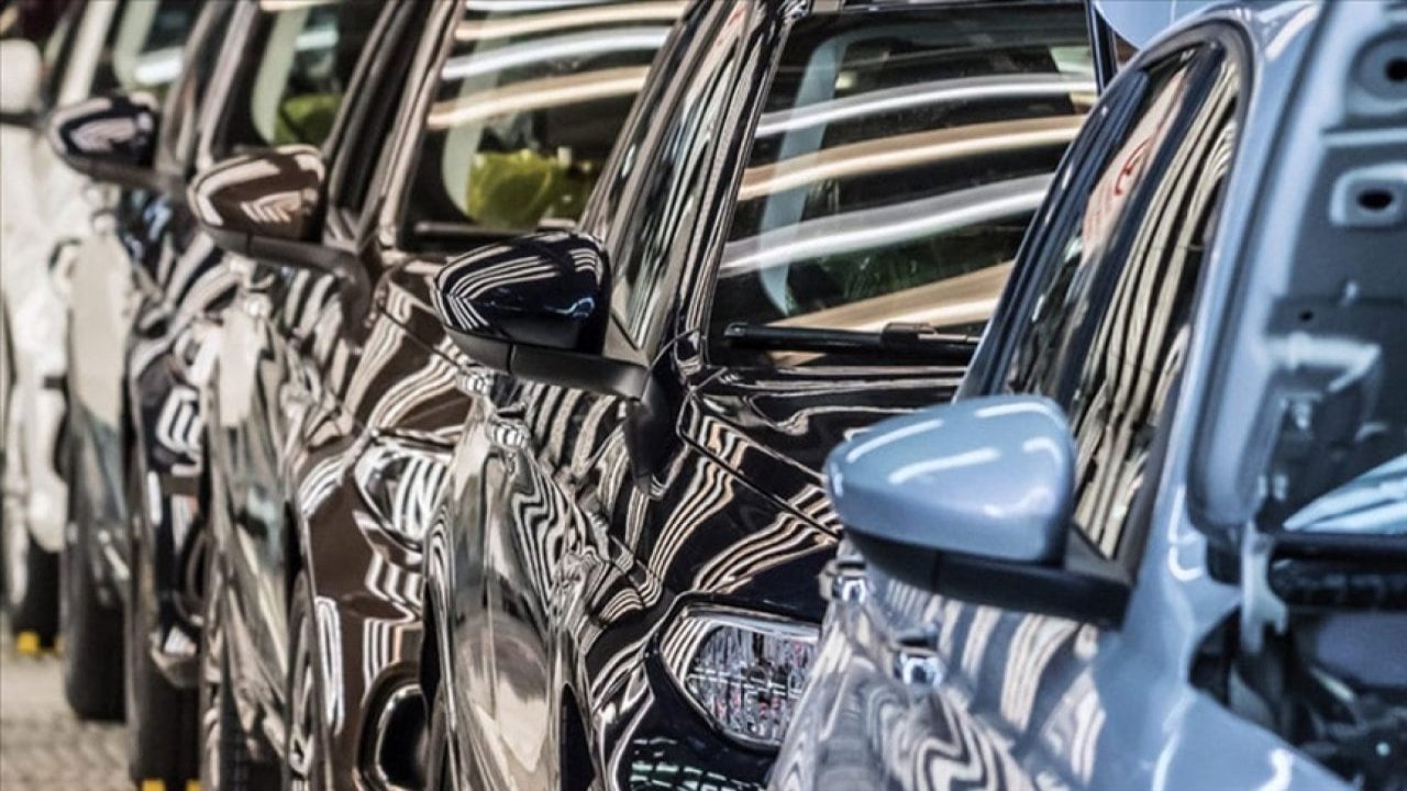 Türkiye'nin En Satılan Otomobilinde Şok Zam: İşte Güncel Fiyatlar