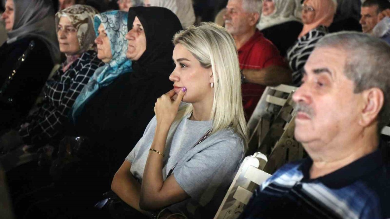 Sakarya'da 17 Ağustos Depremi İçin Anma Töreni Düzenlendi
