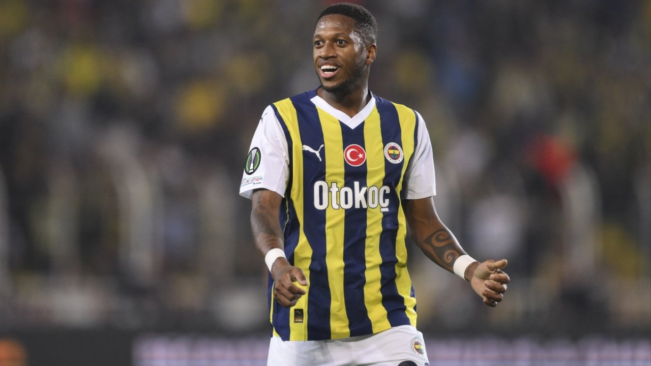 Fenerbahçe, Çaykur Rizespor'u 5-0'lık Skorla Yendi: Fred'in Performansı Göz Kamaştırdı
