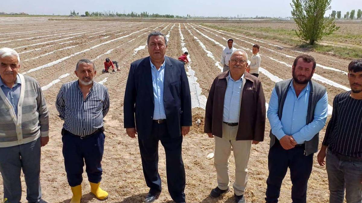 CHP'li Ömer Fethi Gürer, Niğde'de Çiftçilerin Sorunlarını Dinledi: 