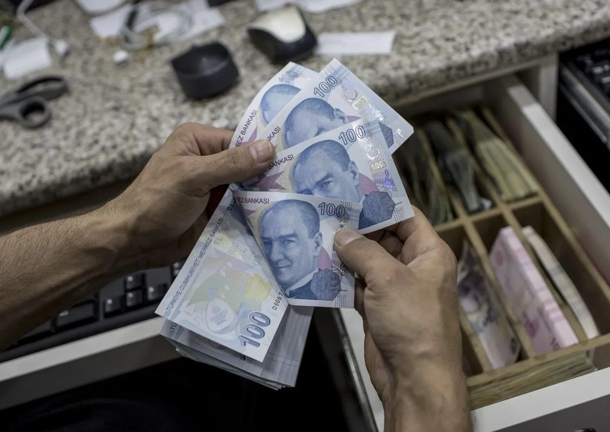 Uzman İsim Özgür Erdursun 2025 Yılı Asgari Ücretine Dair Yeni Tahminlerde Bulundu! İşte O Rakam