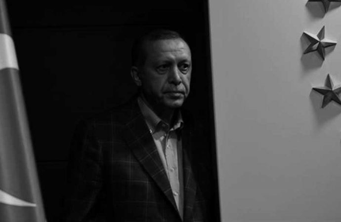 İşte AKP'nin 'sansür yasası' ile sileceği kirli geçmişi: Tek tek ifşa edildi