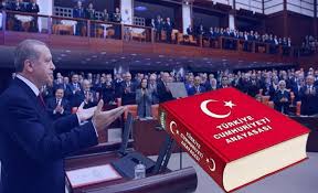AK Parti Yeni Anayasa İçin Kamuoyu Görüşlerini Toplayacak