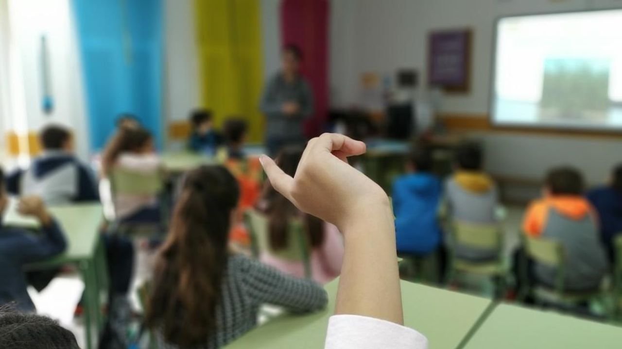 MEB özel okullarda yaşanan patlamayı kabul etmedi!
