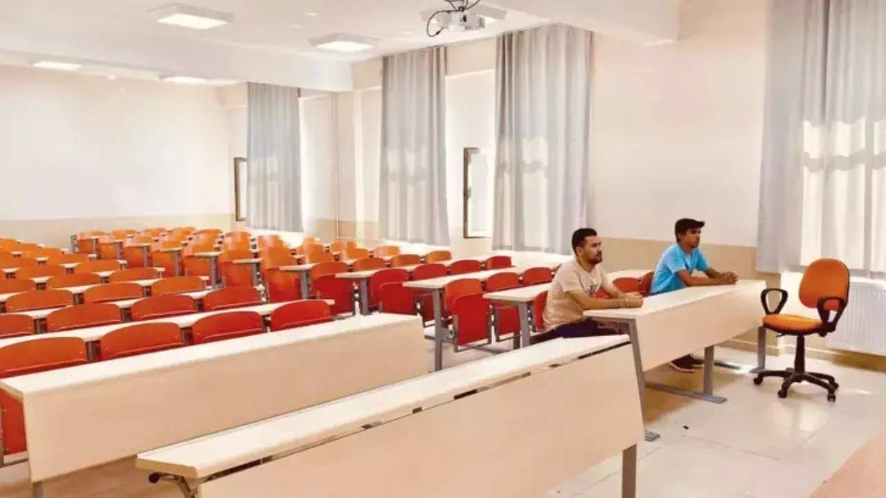 Üniversitede 40 kişilik kontenjana yalnızca 2 öğrenci yerleşti!