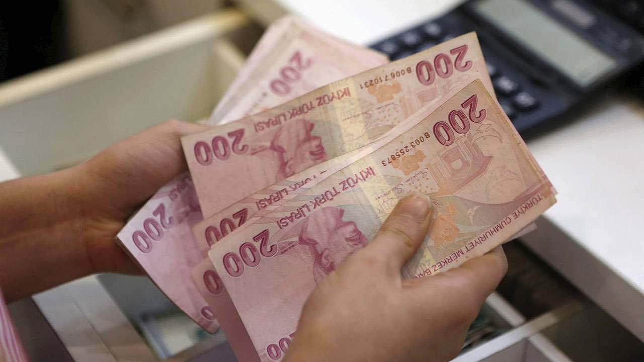 2025'te emekliler ve memurların alacağı zam miktarı SGK Uzmanı Erdursun tarafından açıklandı!