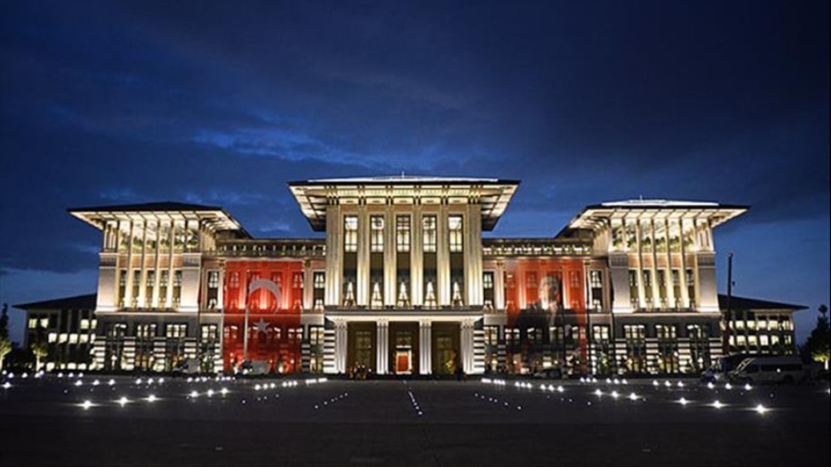 Enflasyon Saray’a Uğramadı: Ağustosta Harcamalar Üç Katına Çıktı!