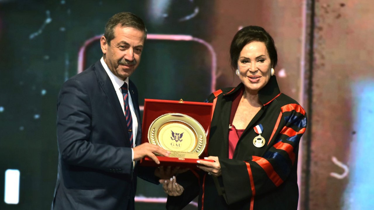 Yeşilçam'ın sultanı Türkan Şoray'a KKTC'de 