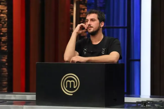 MasterChef'te Duygusal Veda: Nevzat Elendi, Sosyal Medya Yasa Boğuldu