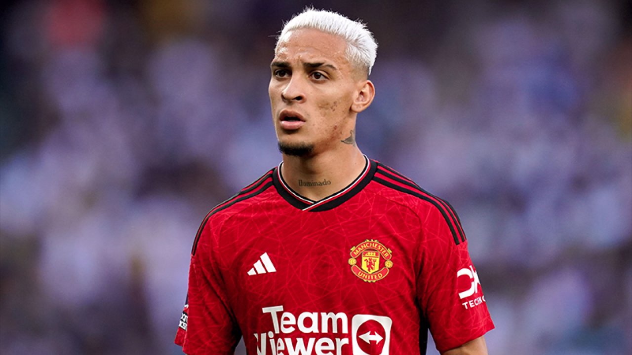 Manchester United'ın Brezilyalı yıldız oyuncusu Antony'den Fenerbahçe ve Mourinho'ya